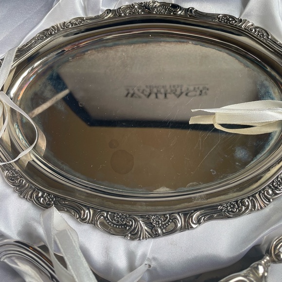 Wallace Silversmiths silver plate gravy boat - Picture 4 of 6